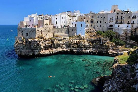 Ostuni, Alberobello and Polignano a Mare Independent Tour. Departing from Lecce
