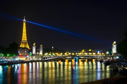 Private Paris Photography Tour with a Professional Photographer