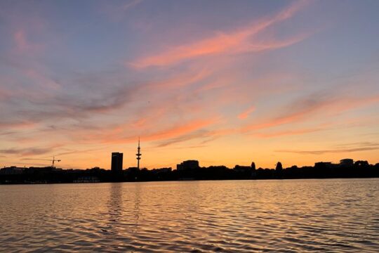 Hamburg Small-Group Sunset Sailing Cruise on Lake Alster