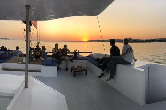 Lisbon Sunset Catamaran Cruise on The Tagus River