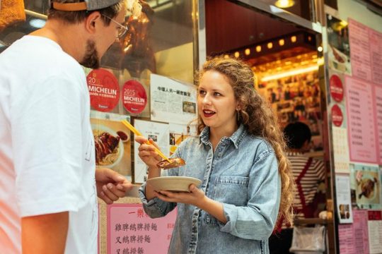 A Taste of Hong Kong: Private Tour With Locals