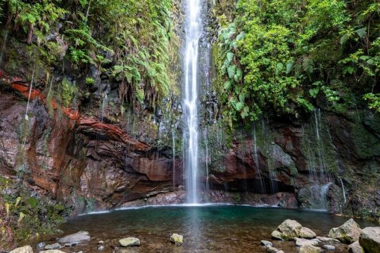 Transfer Rabacal 25 Fontes & Risco Levada Self-Guided
