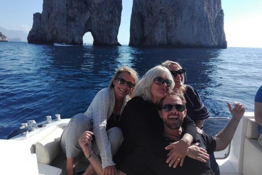 my Sorrento holiday with Capri shared boat tour