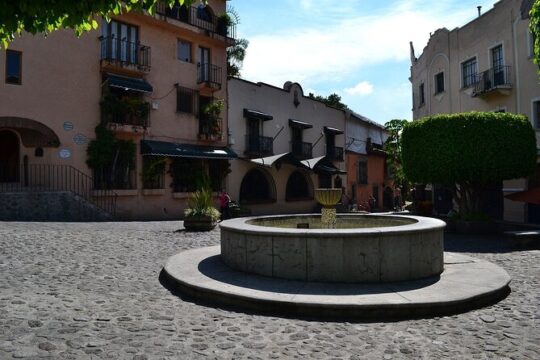 Private Full Day Tour in Mexico City to Taxco and Cuernavaca