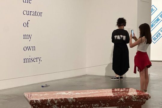 Kid-Friendly Tate Modern Art Gallery Private Tour in London