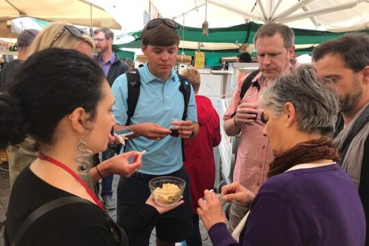 Rome Food and Wine Tour among Trevi Fountain, Pantheon and Campo De' Fiori