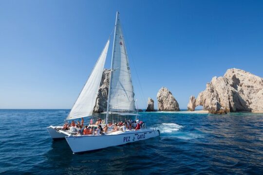 Catamaran Snorkel at Los Cabos! Gorgeous Snorkel & Party + Round Transportation