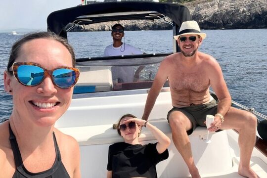 Elegant Capri private boat tour from Positano