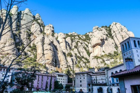 Experience Montserrat (5 hours)