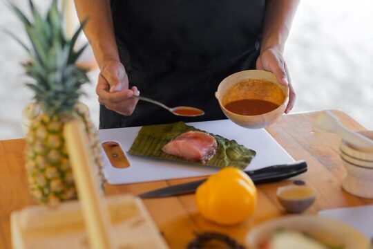 Tikinxic Barefoot Fish Guided Cookout Experience in Cozumel