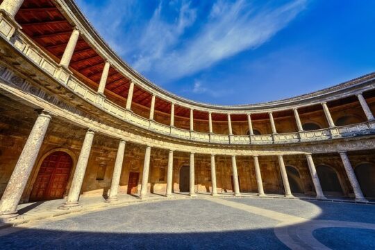 Complete Alhambra Tour and Entrance with Guided Visit