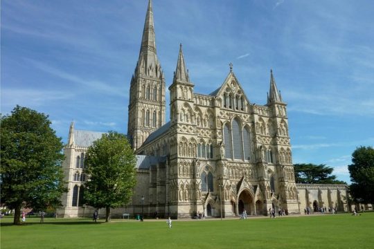 Stonehenge, Salisbury And Windsor Castle From London