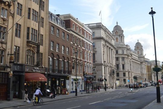 James Bond’s London: A Self-Guided Audio Tour