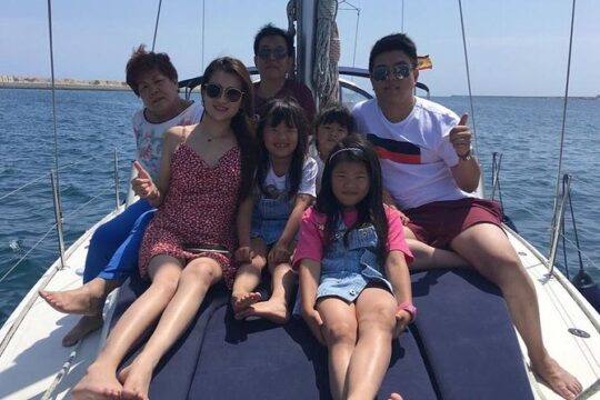2 Hours private boat trip with open bar