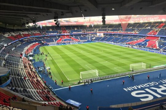Private round transfer from Paris hotel to PSG Stadium