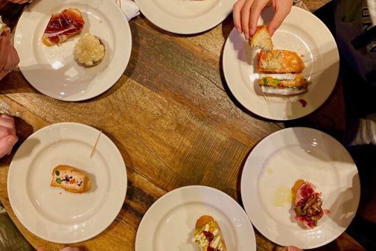 Historic Walking Tour & Food Experience - Private Tour