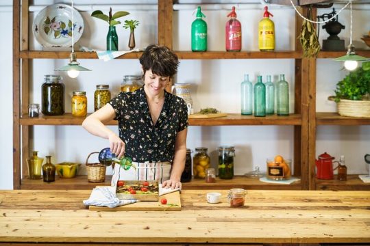 4-Hour Market Visit and Traditional Cooking Workshop in Palma