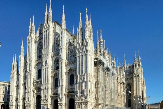 Duomo di Milano Tour and Rooftop Lift with Skip the Line Access