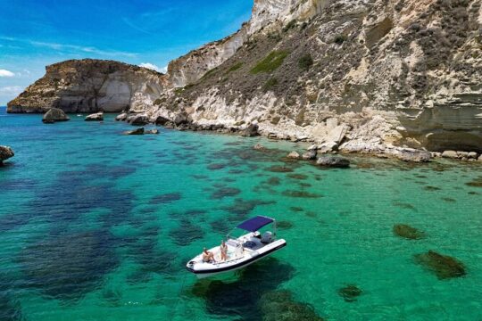 Dinghy tour to the devil's saddle, snorkeling, drinks and lots of sun