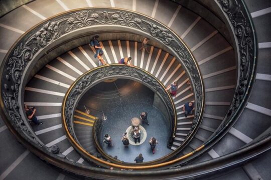 Sistine Chapel & Vatican Tour with No Line