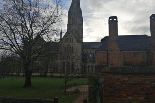 Heathrow Hotel to Heathrow Hotel With Stopovers at Stonehenge & Salisbury