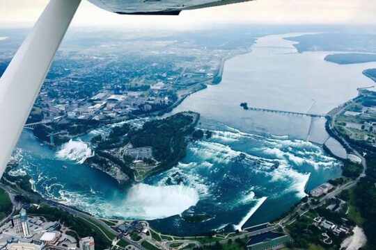 30 Minute Niagara Falls Airplane Tour