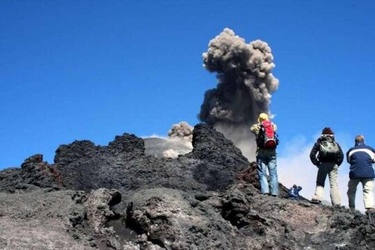 Half Day Guided Tour in Mount Etna (3000 meters)