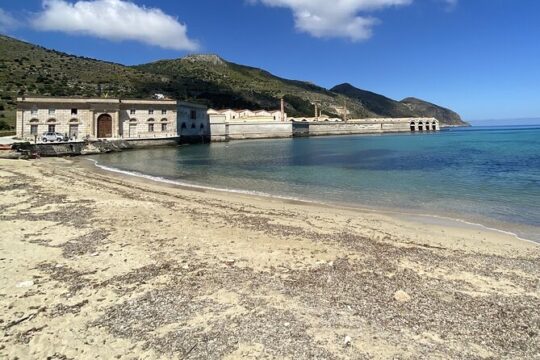 Shuttle Tour of Favignana and Levanzo from Trapani