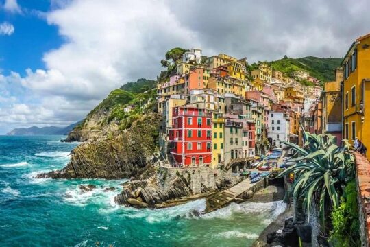 Private trip to Cinque Terre from Florence (10 h)