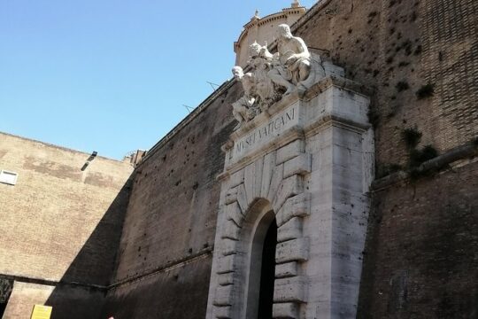 Skip-The-Line Tour: Vatican Museum ,Sistine Chapel & Basilica