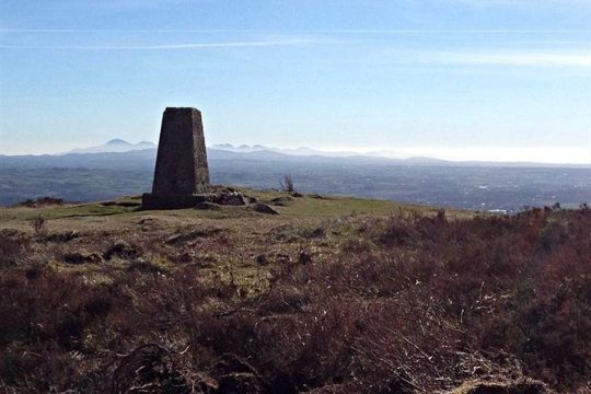 Belfast Private Guided Mountain Trekking Tour