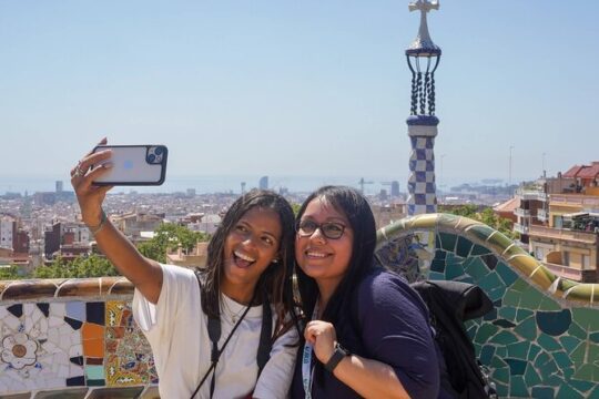 Park Guell & Sagrada Familia Skip the Line Tour in Barcelona