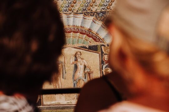 Pompeii and Herculaneum small group tour - skip the line