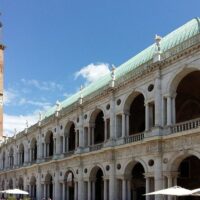 Bus & Minivan Tours