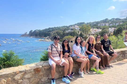 Costa Brava Small Group with Hotel Pick-Up and Boat Ride
