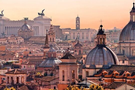 Discover the famous seven hills of Rome with the calessino bee