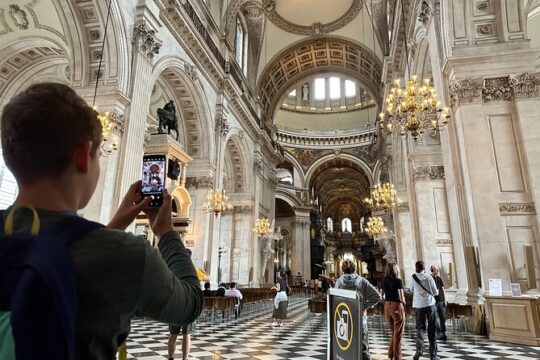 St Paul Cathedral City of London Private Tour Kids and Families