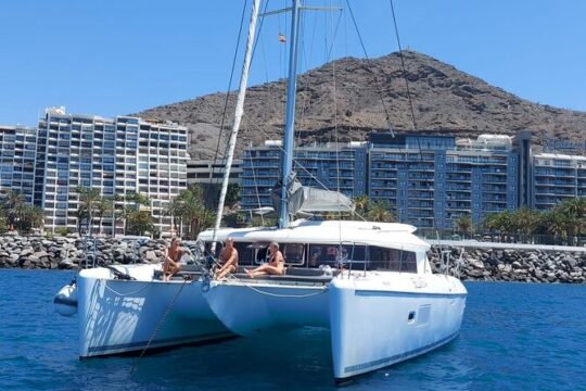 Private 3 hour evening catamaran cruise in south of Gran Canaria