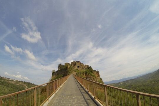 ROME LUXURY TOURS: Civita Di Bagnoregio private tour from Rome