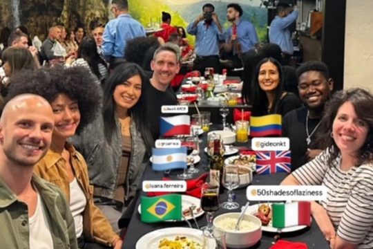 Dinner + Party + City Tour TOP 10 Wonders of Valencia