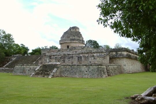 Full Day Tour to Chichen Itza and Cenote Ik Kil from Valladolid