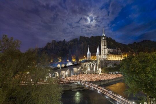 Visit to Lourdes Sanctuary from San Sebastian/Biarritz/Bayonne
