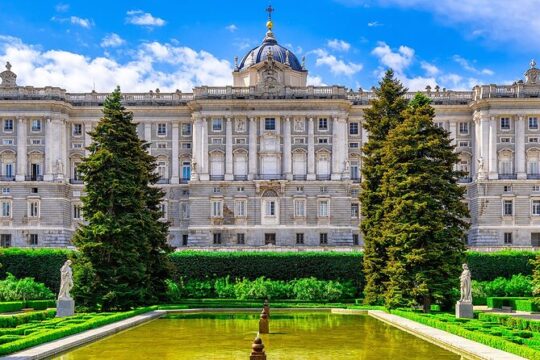 Private Audio Guided Walking Tour in Madrid