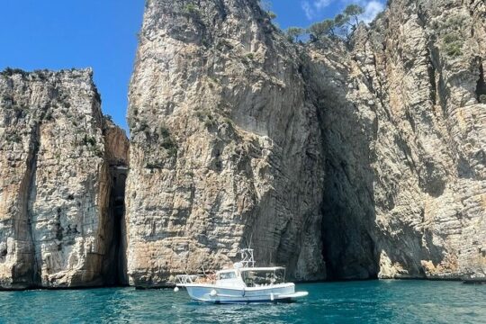 Boat excursion to Gaeta with a stop for swimming and snorkeling 2 HOURS