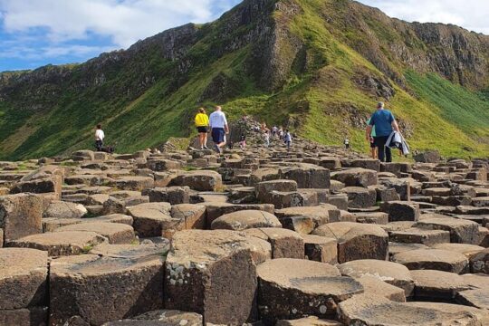Five Star Giant's Causeway Luxury Private Tour from Belfast