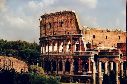 Private Luxury Transportation Between Rome and Civitavecchia Port