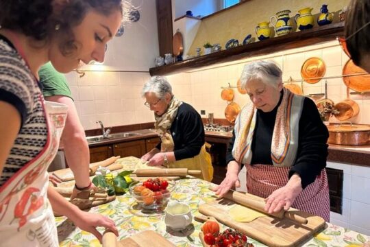 Sorrento: Private Pasta & Tiramisu Class at a Local's Home
