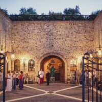 Wine Tasting & Winery Tours