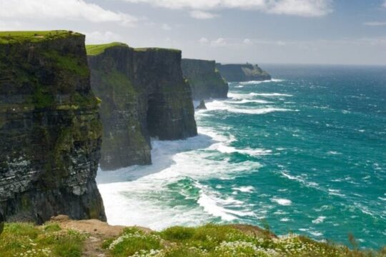 Private express day tour from Dublin to The Cliffs of Moher Tour