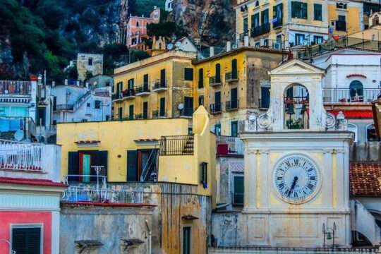 Transfer from Naples to Atrani with stop at Pompeii or Return